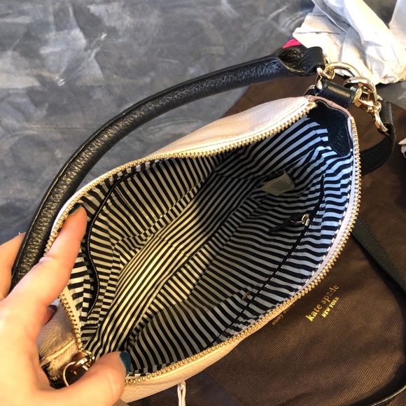 Kate Spade ♠️ Cobble Hill Small Ella - Picture 6 of 6